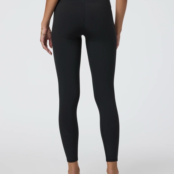 NWOT Vuori Inversion Rib Legging - Picture 4 of 9